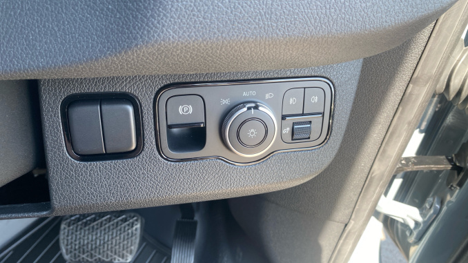 Mercedes-Benz Sprinter 319Cdi L2 Diesel Rwd 3.5t H2 Pro Van 9G-Tronic - Image 36